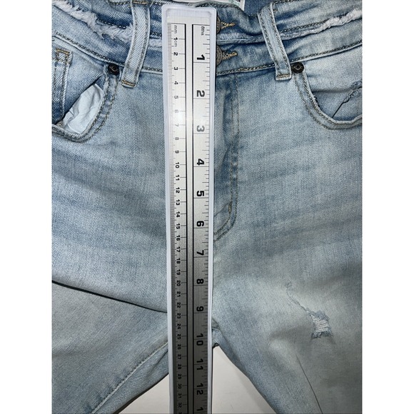 Kancan Jeans Women's Size 28 Skinny Distressed Denim Light Washed Jeans‎ - Picture 8 of 8
